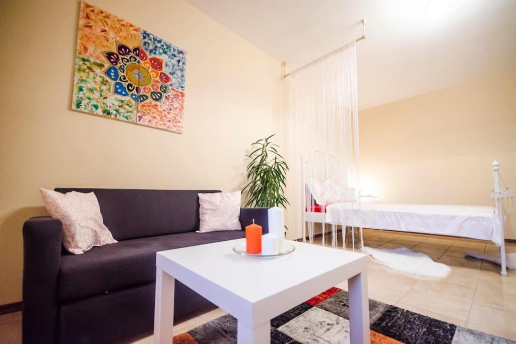 23 1 Bedroom With Balcony *
